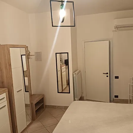 Domos Le Due Tuie Bed and Breakfast