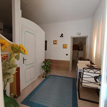 Domos Le Due Tuie Bed & Breakfast Piscinas