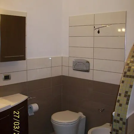 Bed and Breakfast Domos Le Due Tuie