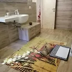 Domos Le Due Tuie B&B 피치나스