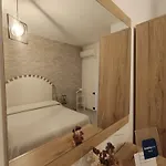Couette-café Domos Le Due Tuie 3*