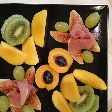 Oda ve Kahvaltı Domos Le Due Tuie Piscinas