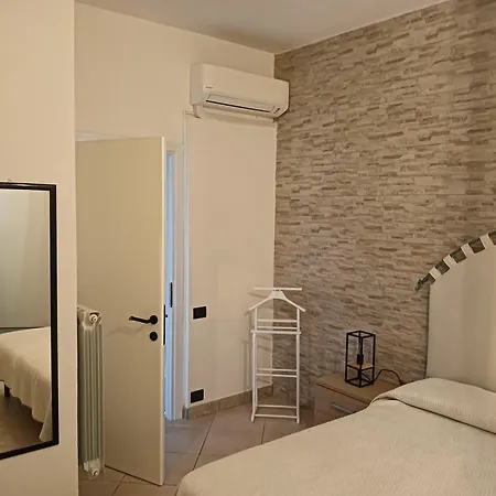Domos Le Due Tuie Bed & Breakfast *