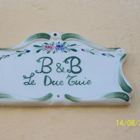 Bed & Breakfast Domos Le Due Tuie Piscinas